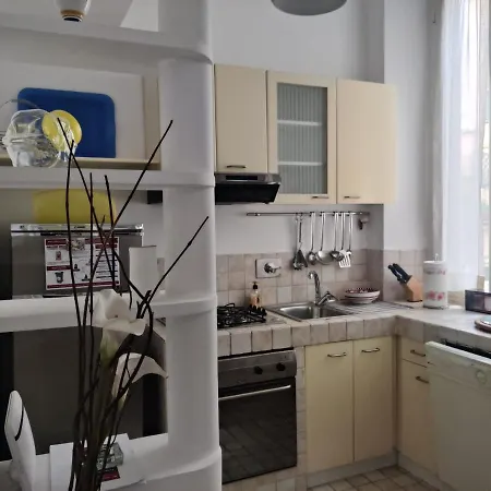 Warm Charming Apartment In Campo De Fiori Rome Exterior photo