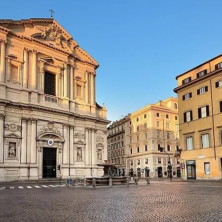 Warm Charming Apartment In Campo De Fiori Rome Exterior photo